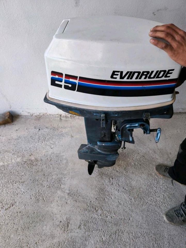 Evinrude 25PS in Bad Säckingen