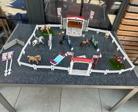 Schleich Reitturnier + Reiterhof mit <20 Schleich Pferden  uvm. Nordrhein-Westfalen - Herne Vorschau