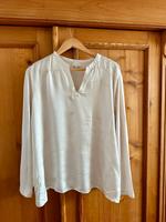 Milano Italy Bluse beige glänzend XXL/44 Stuttgart - Stuttgart-Nord Vorschau