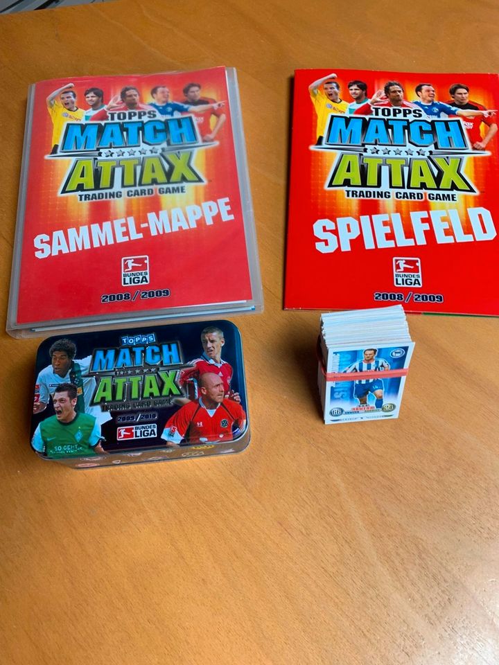 Topps Match Attax 2008/2009 Sammelmappe, Spielfeld, Box 2009/2010 in Guldental