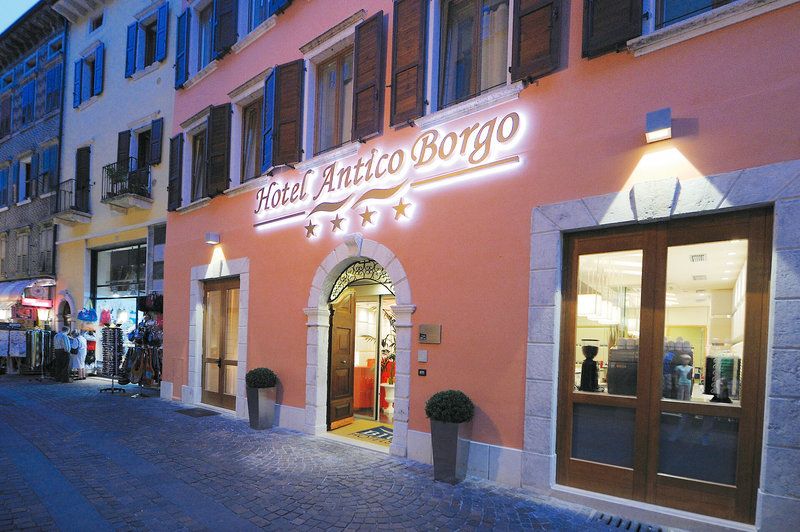 Gardasee 3 Nächte Hotel Antico Borgo Riva Del Garda  HP ab 199€ in Vaihingen an der Enz