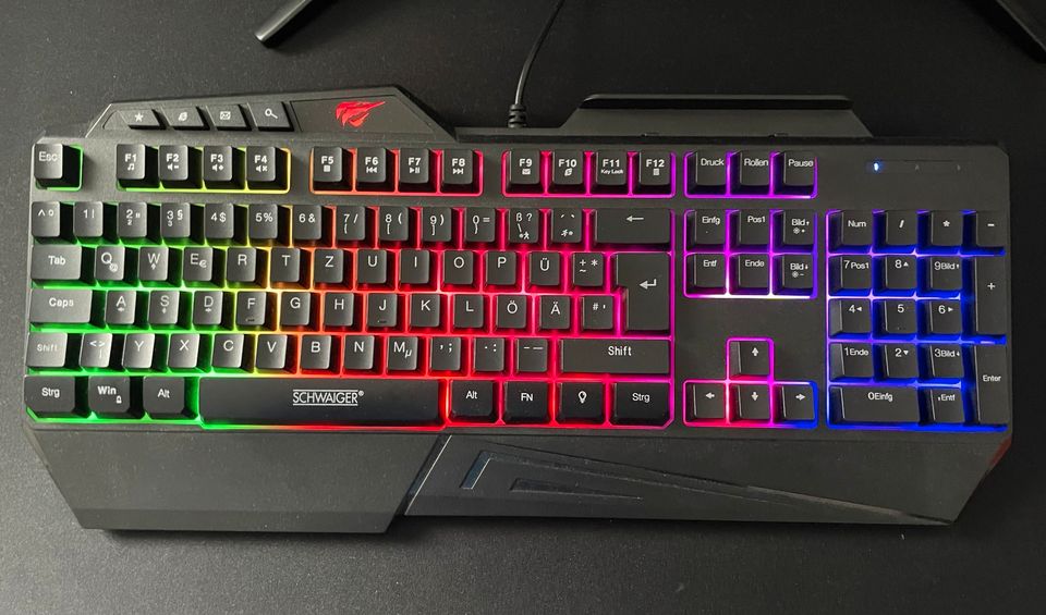 Schwaiger Gaming Tastatur mit RGB in Wolfsburg