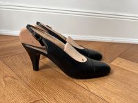 Originale CHANEL Schuhe 37 Pumps schwarz typisch Chanel Hamburg-Nord - Hamburg Eppendorf Vorschau