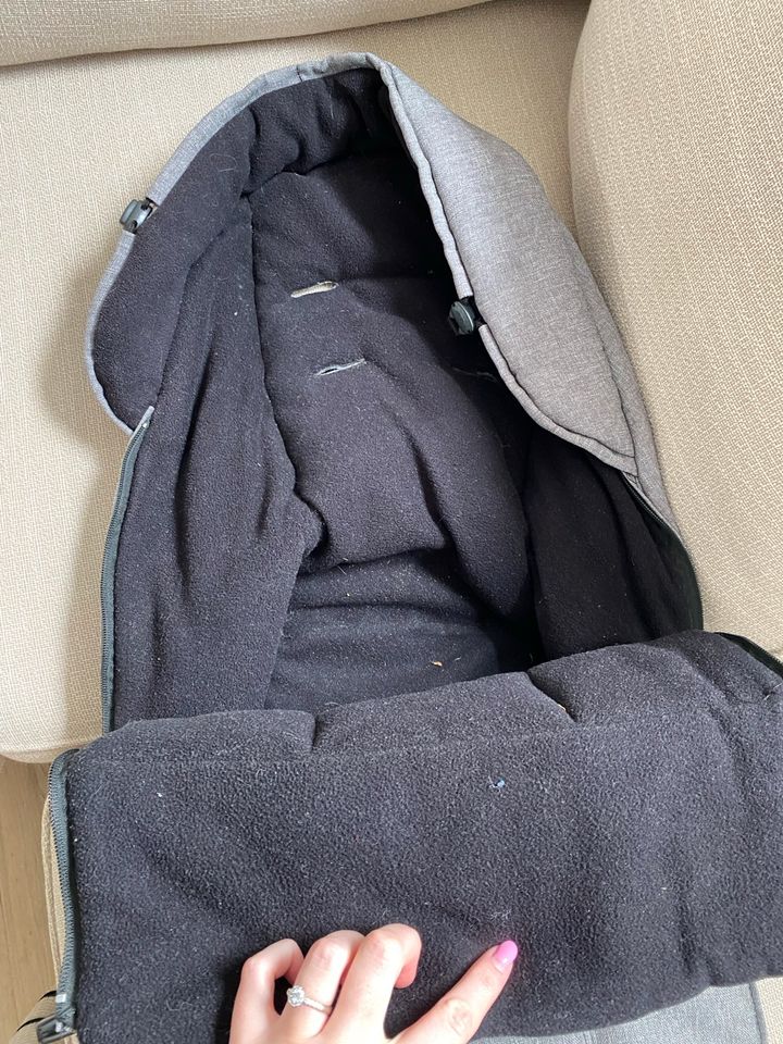 Orginal Hartan Fußsack/ Wintersack grau in Rastede