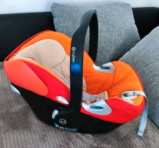 Cybex Babyschale (Maxi Cosi) in Wirges  