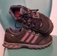 ADIDAS SPORTSCHUH SCHWARZ/ROT - Größe 42 Berlin - Friedenau Vorschau