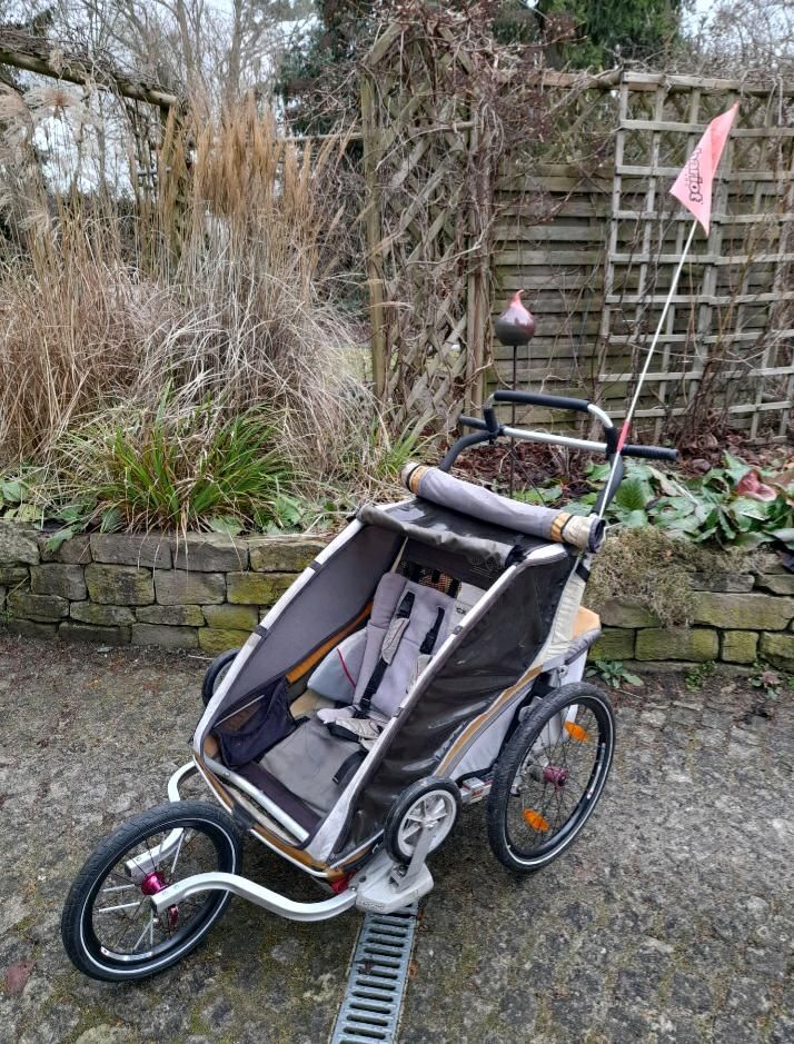 Fahrradanhänger Chariot CX2 inkl. Jogger, Tasche und Kupplung in Berlin