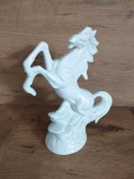 Figur Porzellan Pferd springend dekorativ Erbstück weiß glänzend Niedersachsen - Papenburg Vorschau