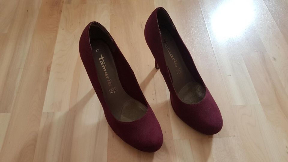 Tamaris Pumps/High Heels in violett/lila in Mainz