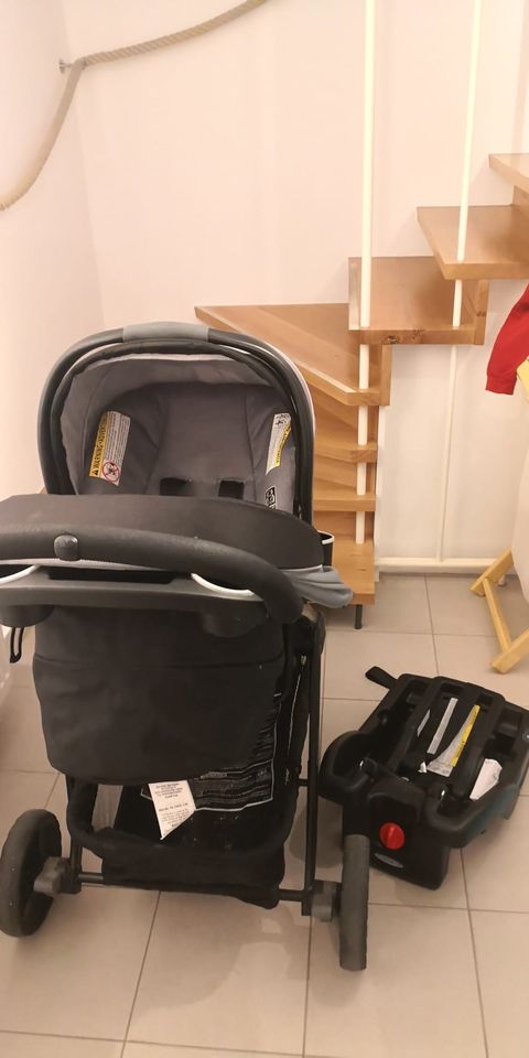 Kinderwagen + Auto Kindersitz in Stockdorf