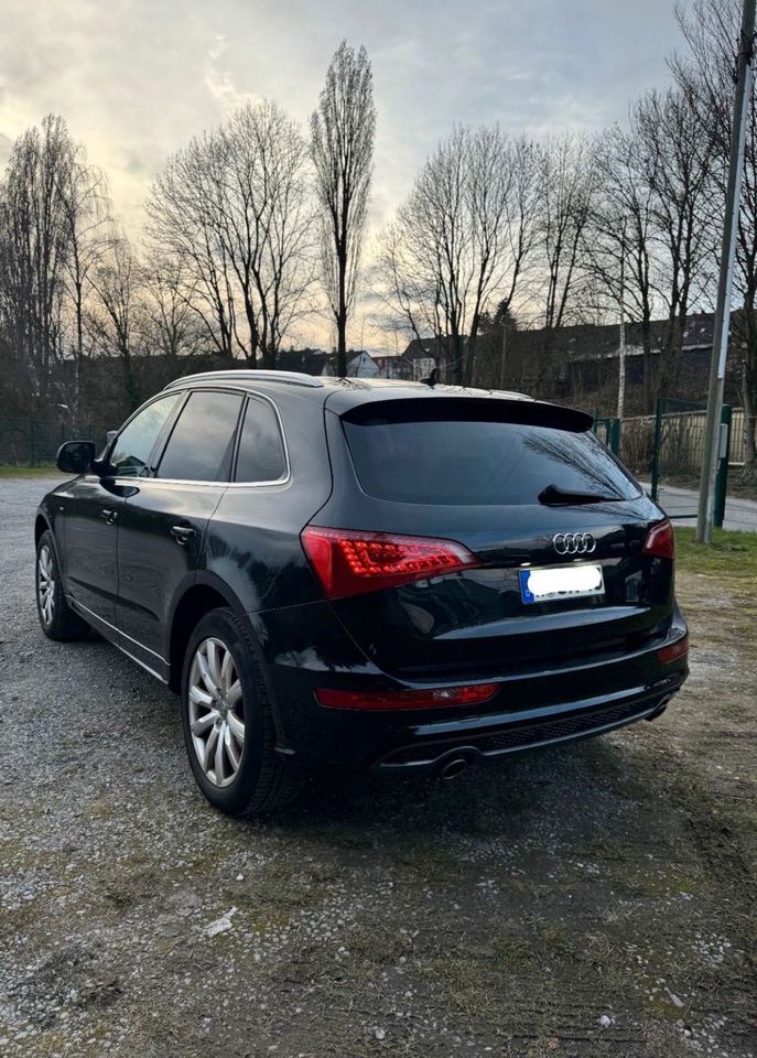 Audi Q5 3.0TDI •Standhzg. •Pano •8-fach •S-Line in Wuppertal