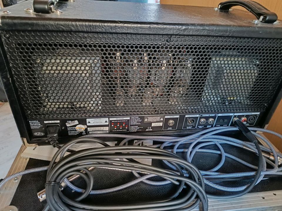 Bugera BVV3000 Infinium | 300W Vollröhren Ampeg SVT Klon in Velbert