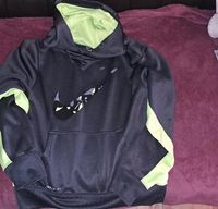 Nike Pullover Therma Fit Gr. L 147 158 Nordrhein-Westfalen - Wesel Vorschau