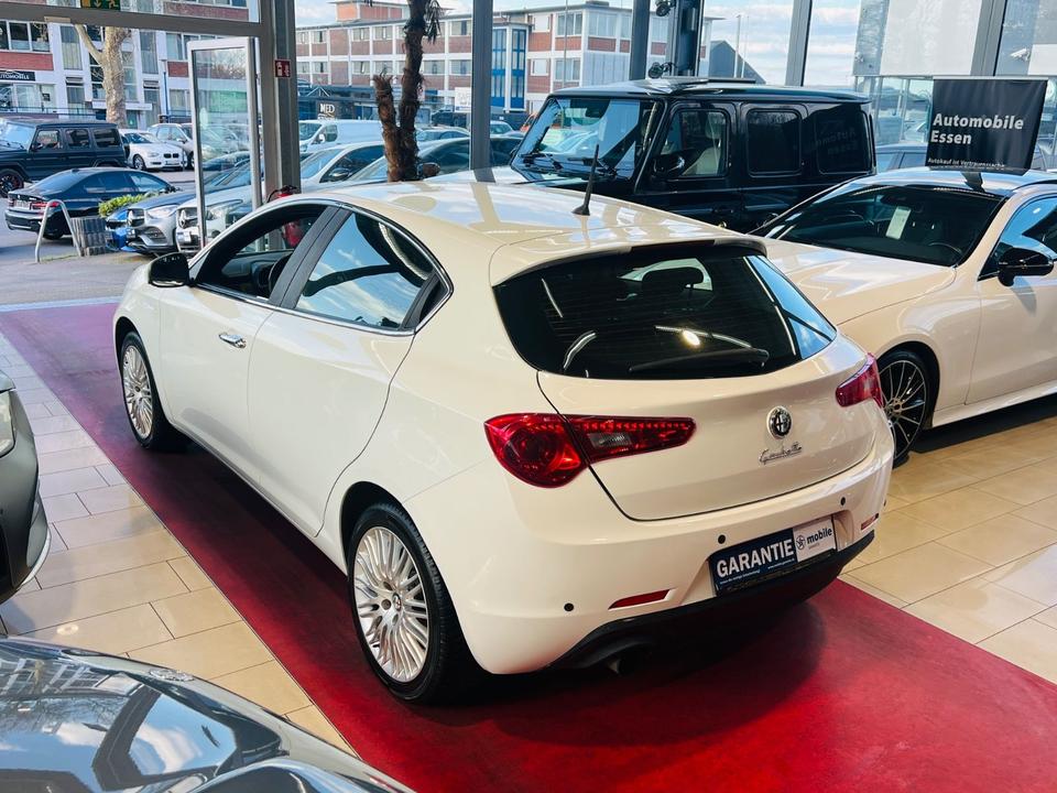 Alfa Romeo Giulietta Turismo|2.HAND|KLIMA|ALUFELGEN|EURO6 in Essen