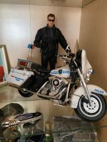 Terminator Figur und Harley Davidson Police Model Bayern - Deggendorf Vorschau