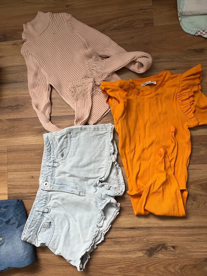 XXL Kleiderpaket Set Bekleidungspaket Zara H&M ocean apart in Münsterhausen