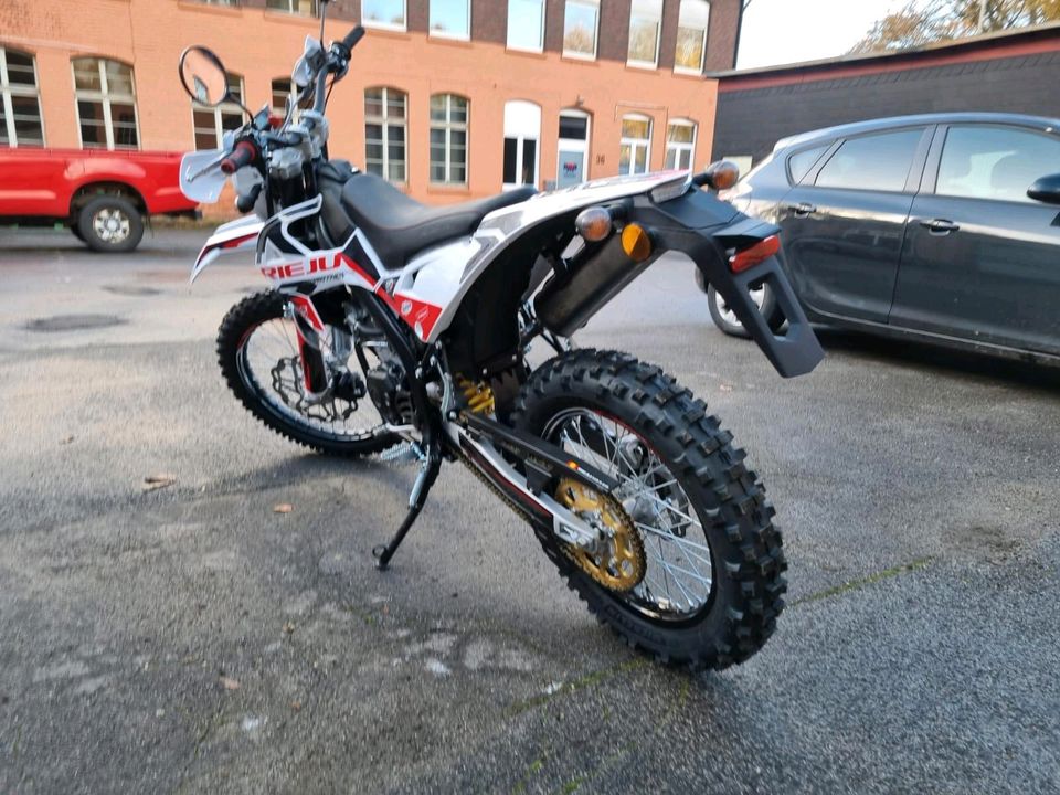 Rieju Marathon Pro 125i CROSS LC Euro5 MODELL 2024 NEU SOFORT in Wermelskirchen