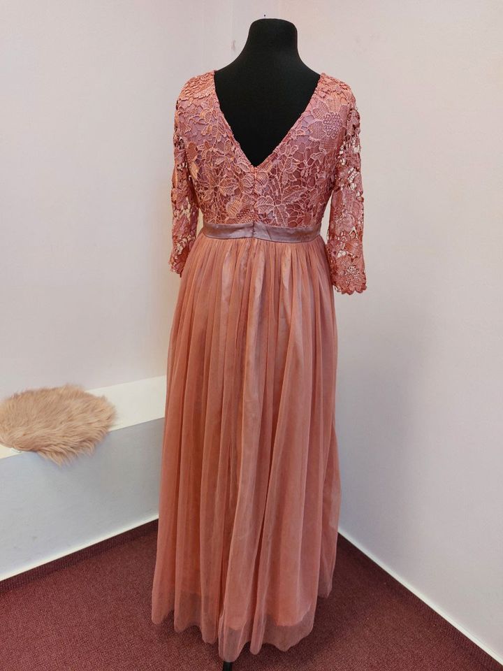 Abendkleid in rosa, Gr. L in Ankum