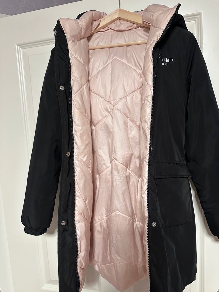 Mädchen Mantel Jacke Calvin Klein  Reversible Padded in Velpke