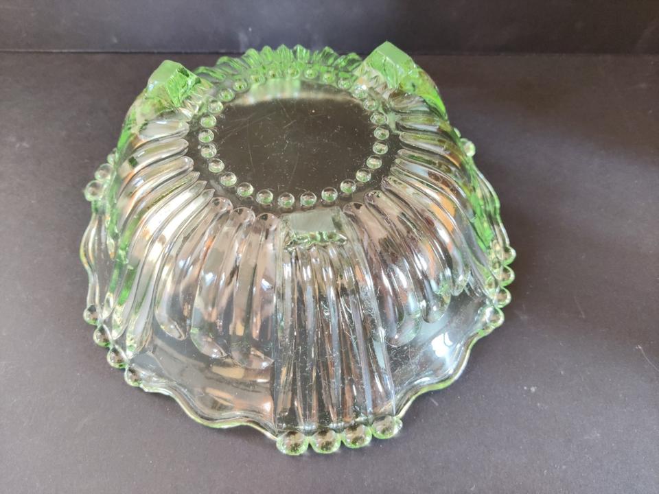 Vintage Schale Pressglas Obstschale Servierschale Art déco in Dörentrup