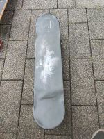 Biete ein schönes Skateboard zum Verkauf an Nordrhein-Westfalen - Marienheide Vorschau