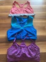 2 x Sport BH REEBOK und anderer GR.S ( 34/36) + ZUGABE Schleswig-Holstein - Bad Segeberg Vorschau