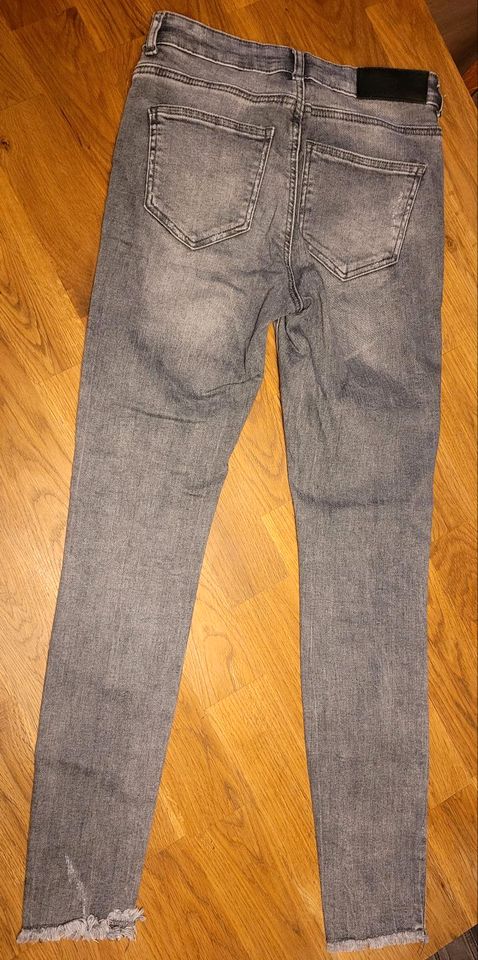 Jeans grey washed NOISY MAY, wie NEU, W27/L32 Skinny in Dresden