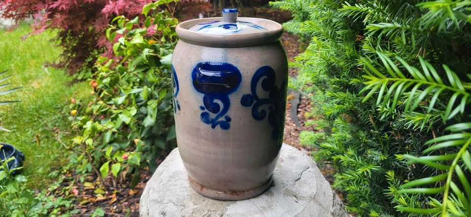 Rumtopf mit Deckel-Deko-Garten-Terrasse in Ludwigsburg