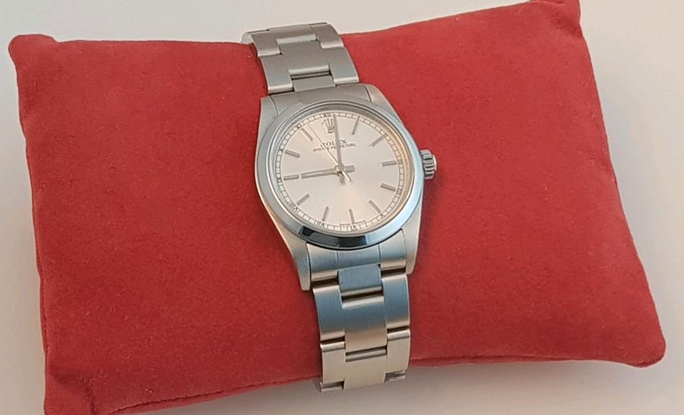 Rolex 31mm medium Oyster Perpetual 77080 Stahl Armbanduhr Papiere in Rodenberg