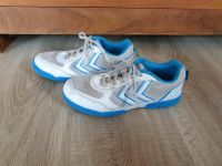 Hummel Turnschuhe Handball Sportschuhe Gr. 35 Rostock - Brinckmansdorf Vorschau