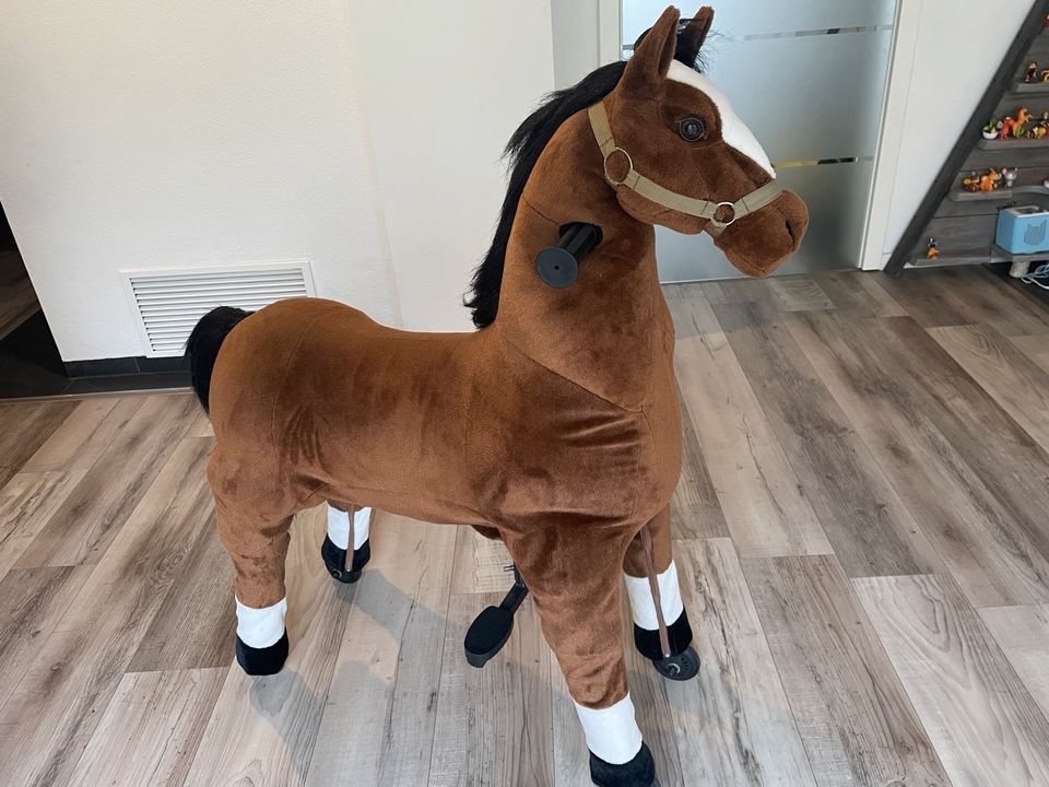 Reitpferd auf Rollen 90cm in Eisfeld