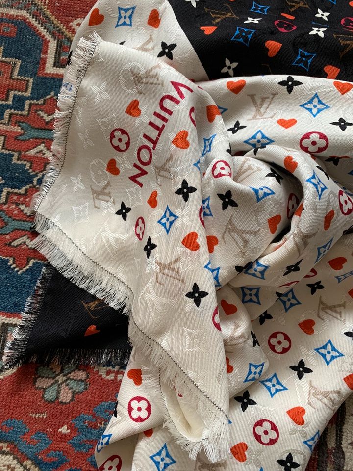 Louis Vuitton Schal Tuch Scarf Game on Coll MP2903 Neu m.Rechnung in Starnberg