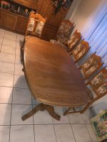 Schöner Großer Tisch aus Eiche (massiv) mit 6 Stühlen Hessen - Steffenberg Vorschau