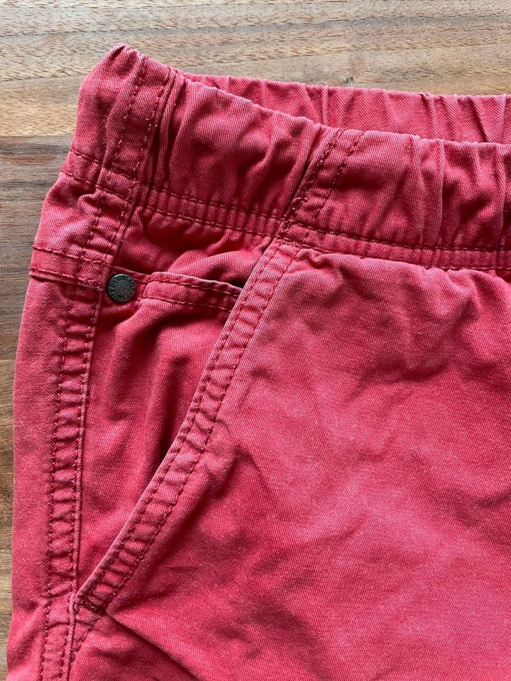 C&A Shorts rot 146 kurze Hose Jungen Bermuda in Hamburg