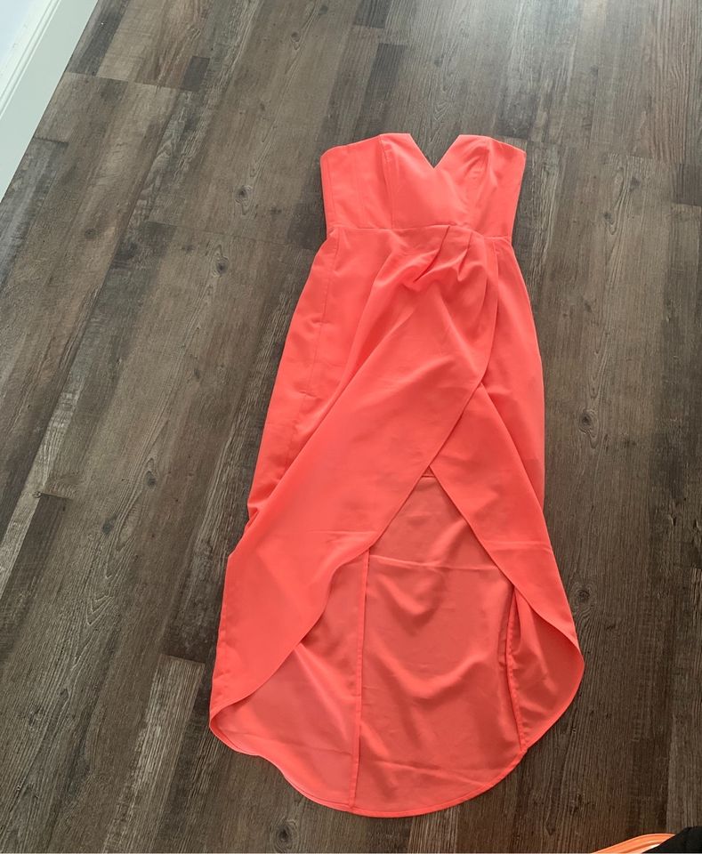 Damen Kleid Zara H&M Größe 34 in Ludwigsburg