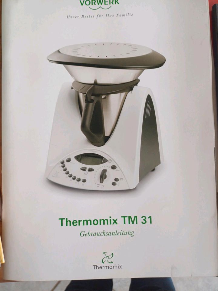 Thermomix TM31 mit Kochbüchern in Kirchhundem