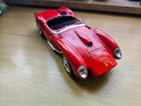 Modellauto Bburago Ferrari 250 Testa Rossa (1:18, 1957) Rot Bayern - Vilseck Vorschau