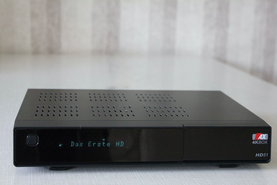 AX HD51 4K UHD E2 Linux Receiver mit Sat-Tuner in Hagen im Bremischen