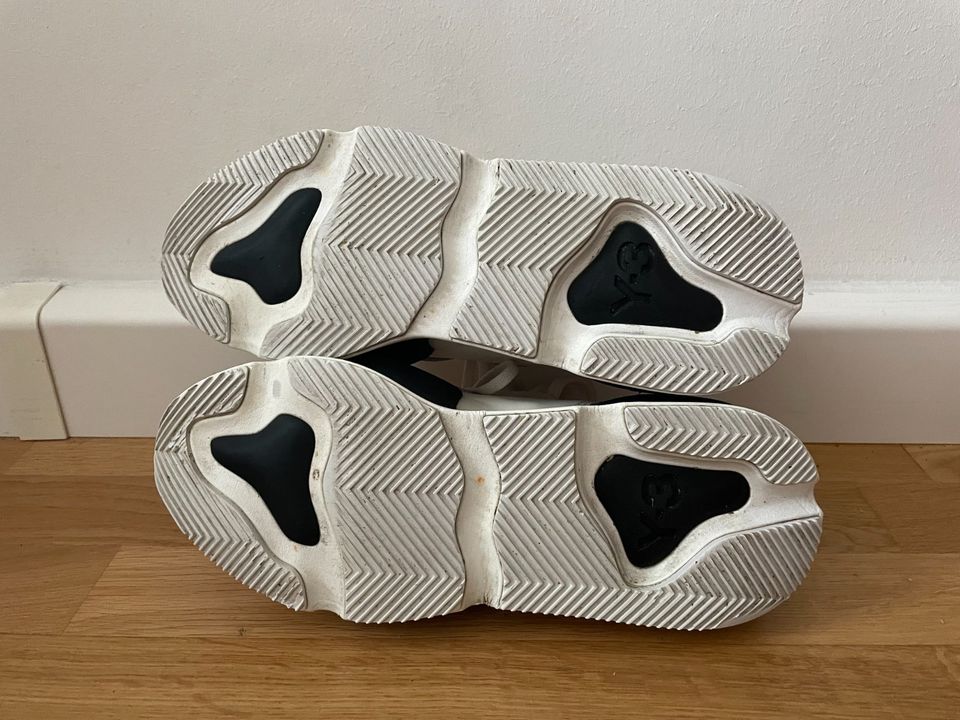 Adidas Y3 Yoshi Yamamoto Kaiwa Sneaker schwarz/weiß EU42 in Köln
