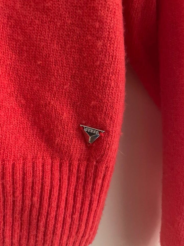 Guess Feinstrick Pullover Strickpullover rot xs 34 / 36 in Hamburg