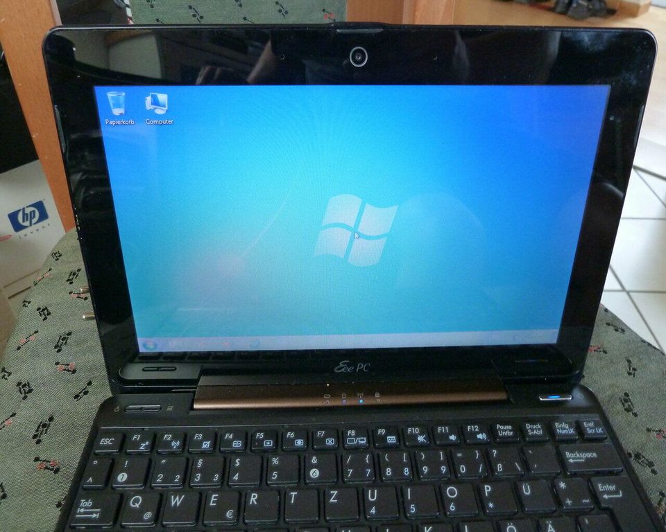 ASUS EePC N450 Intel Atom Mini-Notebook in Lappersdorf