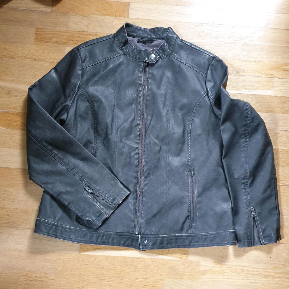 Bikerjacke Übergangsjacke Gr. 46 Kunstleder in Selb