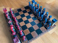 Seltenes altes Schachspiel, handgemacht, Holzfiguren  55x55xm Leipzig - Eutritzsch Vorschau
