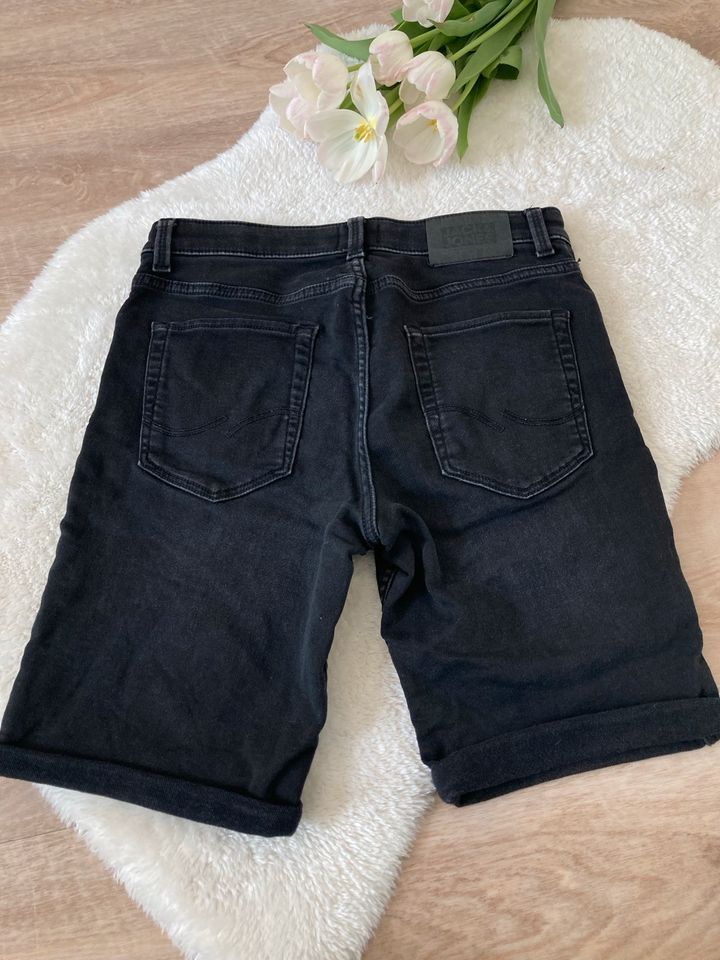 Vingino Cars Jeans Zara H&M Jack & Jones ~ Shorts ~ Gr. 164 in Rostock