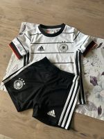 Original Adidas Deutschland Trikot mit Hose 110 Niedersachsen - Seevetal Vorschau