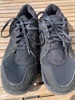 Nike Turnschuhe Sneaker Laufschuhe Bayern - Landshut Vorschau