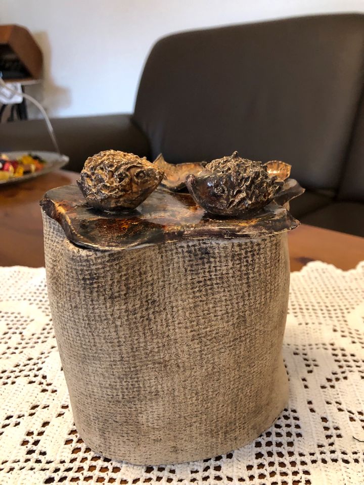 Tischabfall aus Ton mit Igel und Blätter ♥️ in Birstein