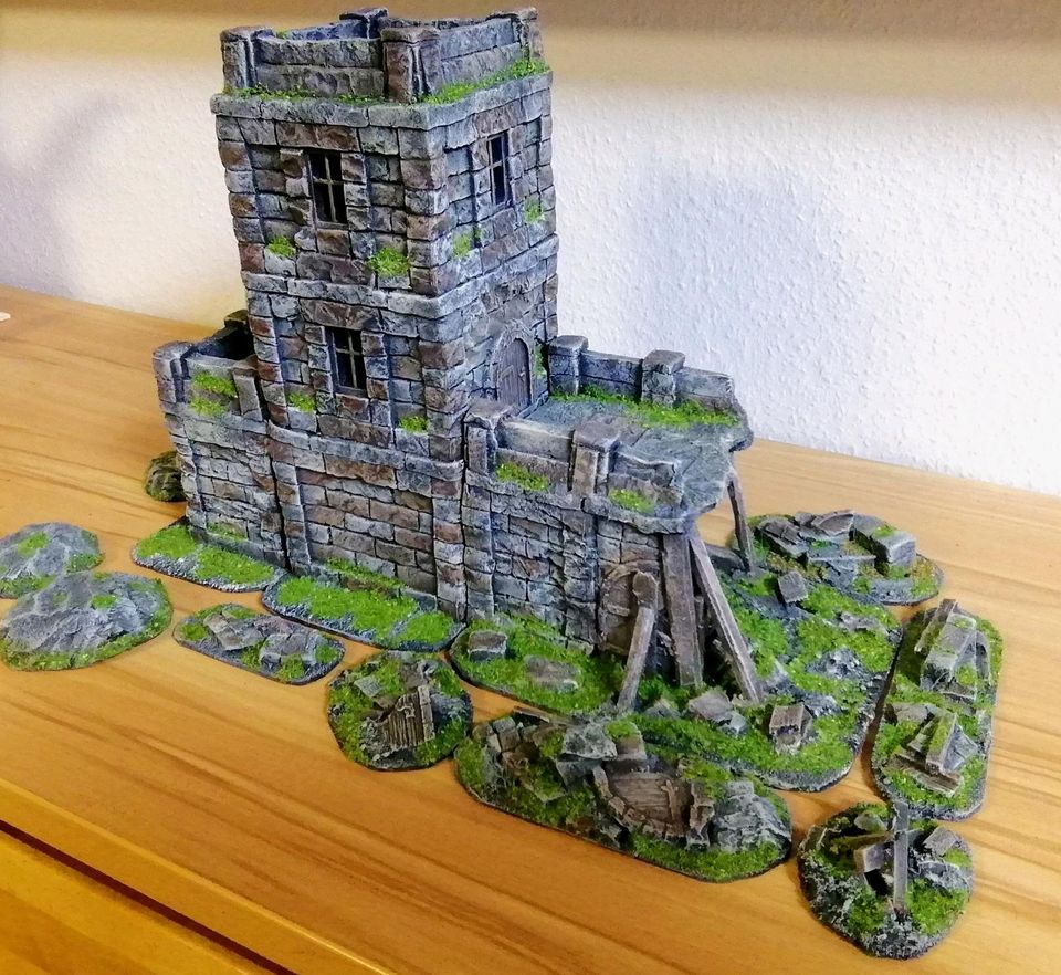 Burgruine Tabletop Gelände 28/32mm Fantasy Warhammer HDR Wargame in Schorndorf