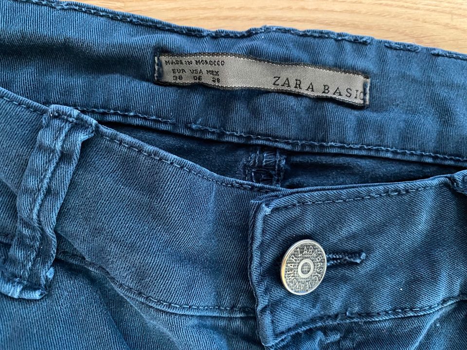 ZARA Basic Damen Jeans Hose blau 38 in Bismark (Altmark)