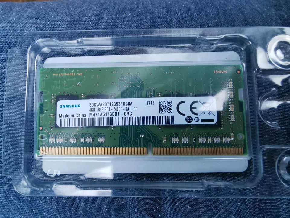 Samsung RAM 4GB 260 polig M471A5143EB1 - CRC in Dresden